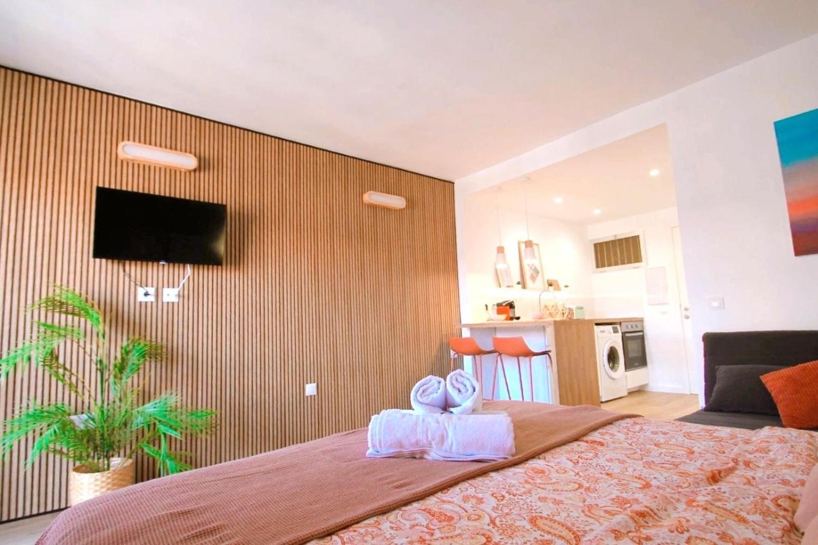Bythewave Apartments Бенальмадена Екстер'єр фото