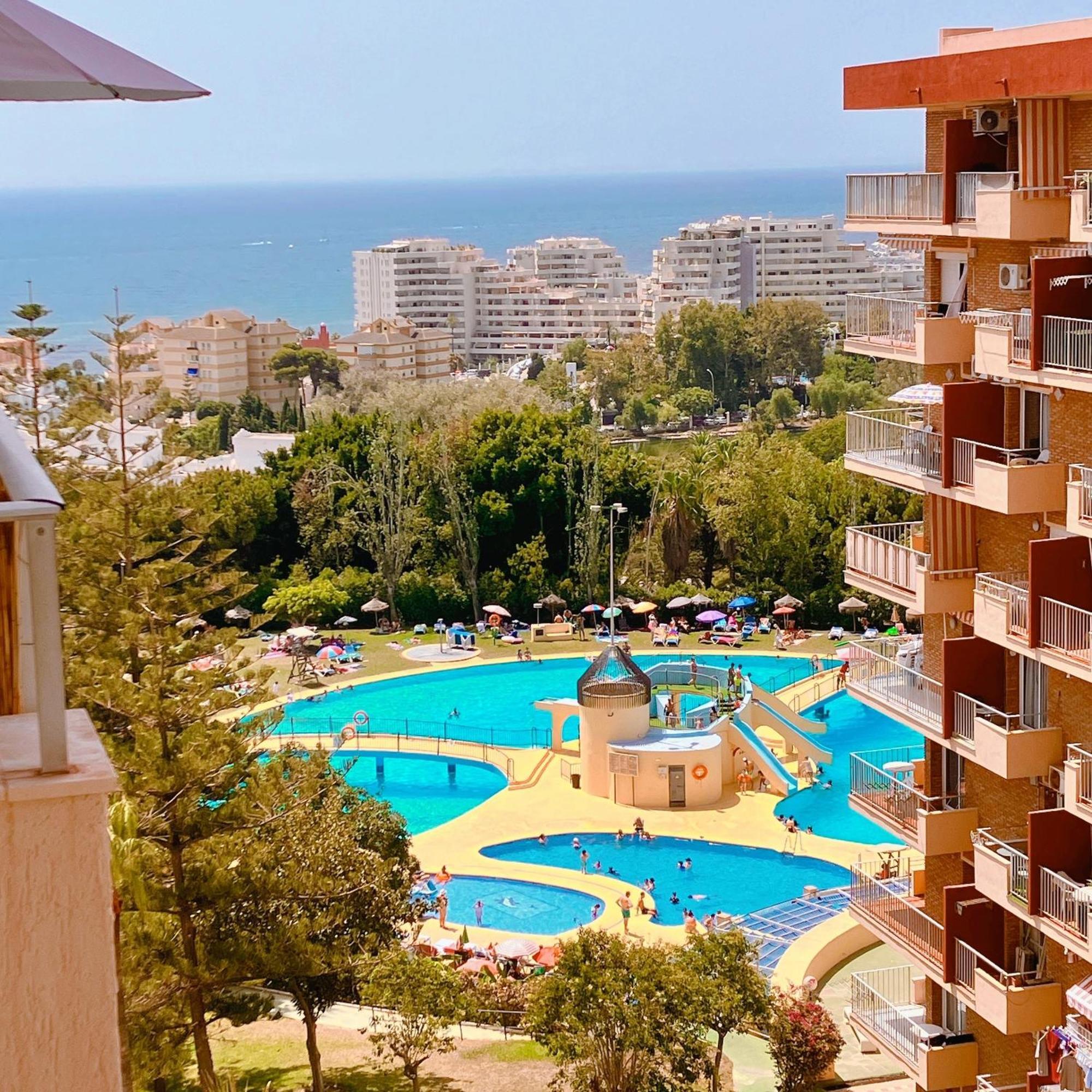 Bythewave Apartments Бенальмадена Екстер'єр фото