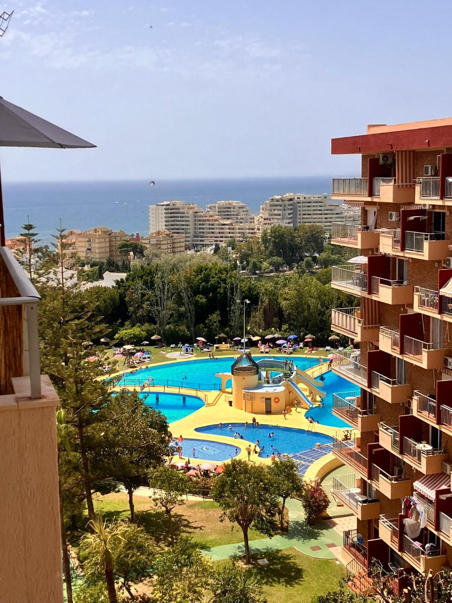 Bythewave Apartments Бенальмадена Екстер'єр фото